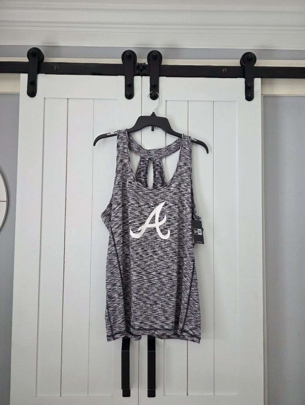 Atlanta Braves New Era Keyhole Back Tank Top. NEW!